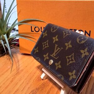Authentic Louis Vuitton Monogram Porte Monnaie Billets Tresor Wallet